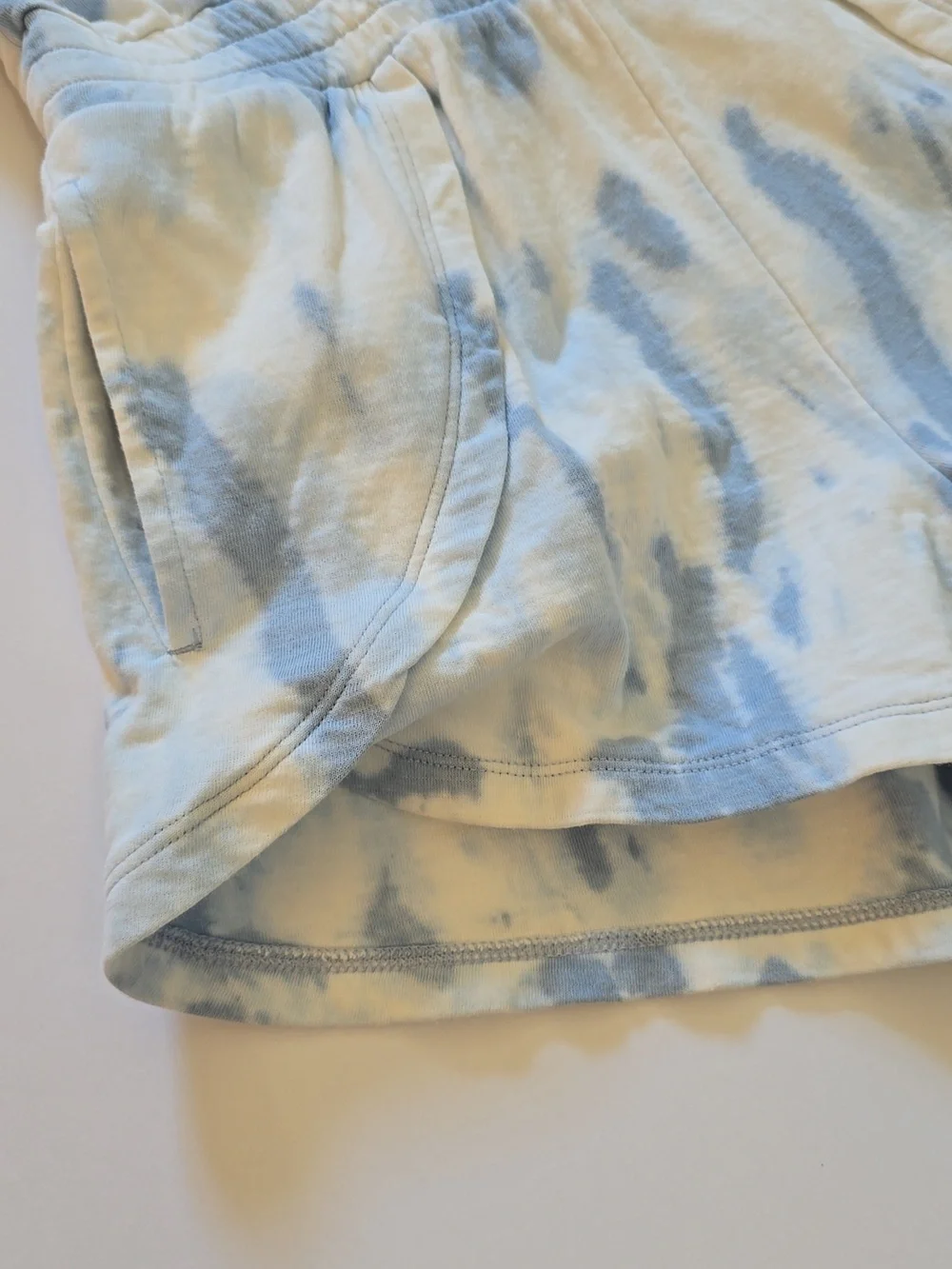 Athleta Girl Retreat Yourself Romper Size M/8-10 Blue Tie Dye Sleeveless - Picture 3 of 4